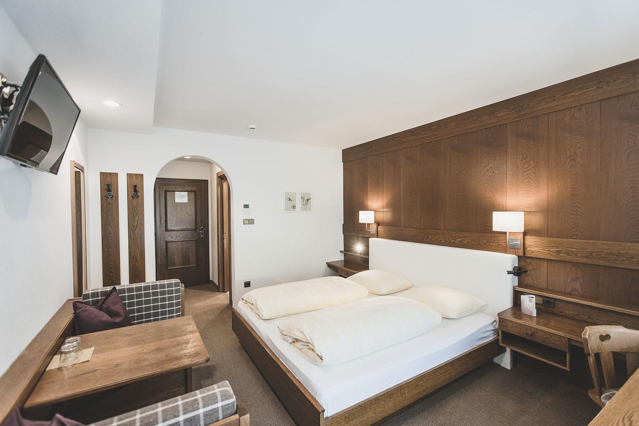 Hotel Bergland Cadipietra Eksteriør bilde